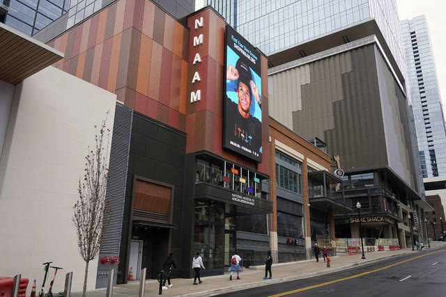 126435568_web1_126435568-463b23d0ca62455dae7cb125f68a6aef
People walk to the entrance of the National Museum of African American Music in Nashville, Tenn. Unlike other museums that focus on a genre or label, this new museum is the first to span multiple genres including gospel, blues, jazz, R&B and hip hop.
AP photo