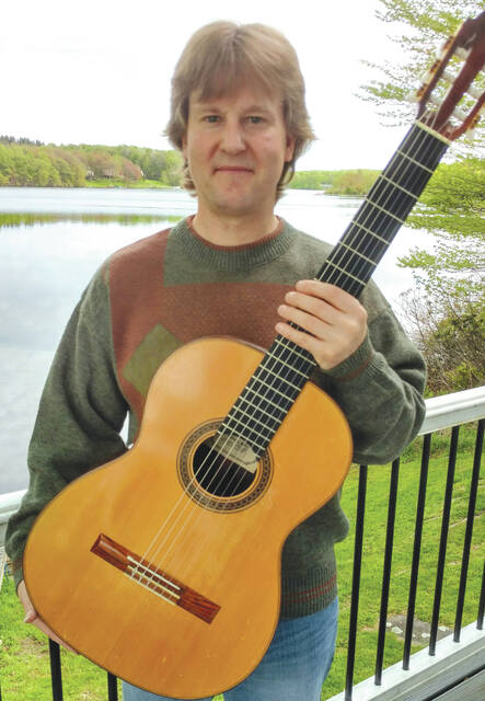 127667355_web1_Jay-Steveskey-2019--1--copy
Jay Steveskey will perform for a free Classical Guitar Concert at the Dietrich Theater on Sunday, Oct. 3.