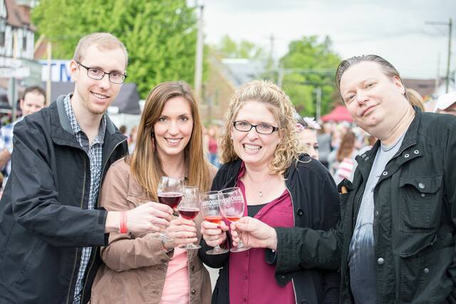 129625934_web1_13320402_10153832573278425_3542940661239256891_o
Montrose Wine Walk takes place on Saturday, May 13 with wine, shopping, and entertainment happening throughout the historic downtown.