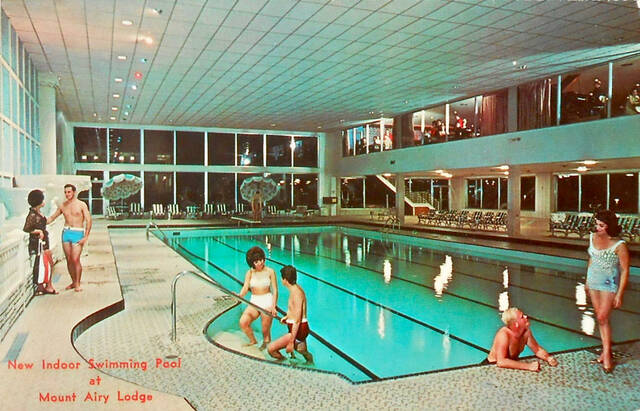 130319672_web1_vintage_pennsylvania___mount_airy_lodge_by_yesterdays_paper_dbnlro3-fullview
Mount Airy Casino Resort is also collecting old photos of the historic Poconos and Mount Airy (such as this gem) to display at the Double Down on Love wedding vow renewal ceremony.
<em>Photo Credit — </em><em>Yesterdays-Paper</em>