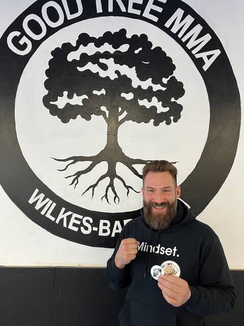 Brian DiMattia is an Assistant Trainer at Good Tree MMA Wilkes-Barre, the Owner and Personal Trainer at DiMaFIT, and the creator behind DiMattia’s Food Fight.