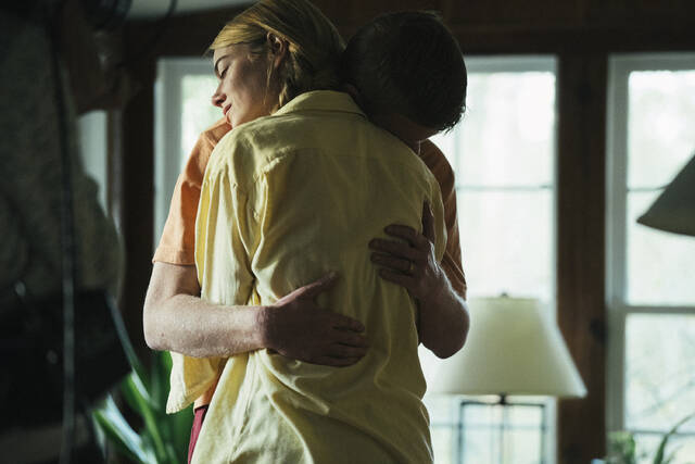 130706800_web1_130706800-df5a345206cd4b1eab7071afb5c1e859
This image released by Searchlight Pictures shows Emma Stone and Jesse Plemons in a scene from Kinds of Kindness.
Searchlight Pictures via AP