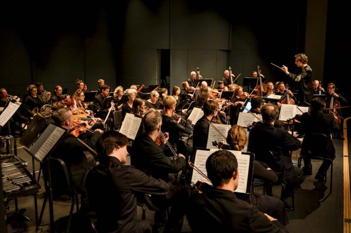 Phil-Orchestra2