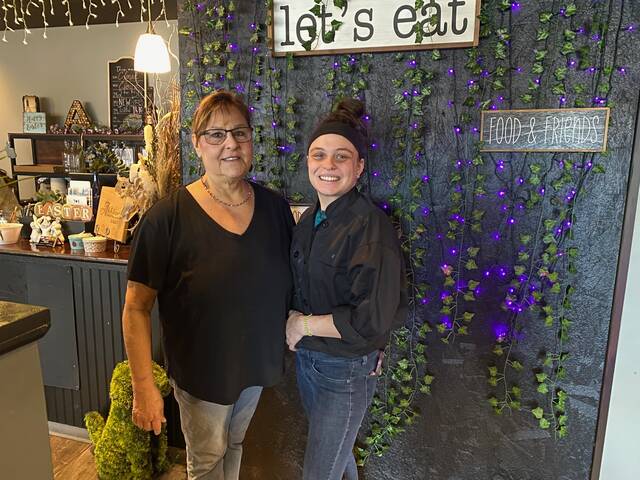 131476727_web1_Abbiocco--6-
New owner of Abbiocco, Andrea Araujo, right, will uphold the same vision as Rose Brutico Fazio, left as they continue to work together at the Clarks Summit Italian restaurant.
Gabrielle Lang | Abington Journal