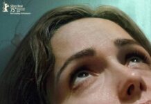 
			
				                                If I Had Legs Id Kick You stars Rose Byrne as Linda, a woman who is struggling to balance career and family. She is on the cusp of a breakdown while dealing with a pesky daughters illness and a missing husband.
                                 Submitted Image

			
		